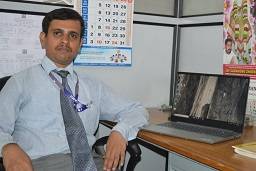 Dr Naveen Kumar C